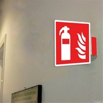 ALUMINUM FIRE EXTINGUISHER SIGN 